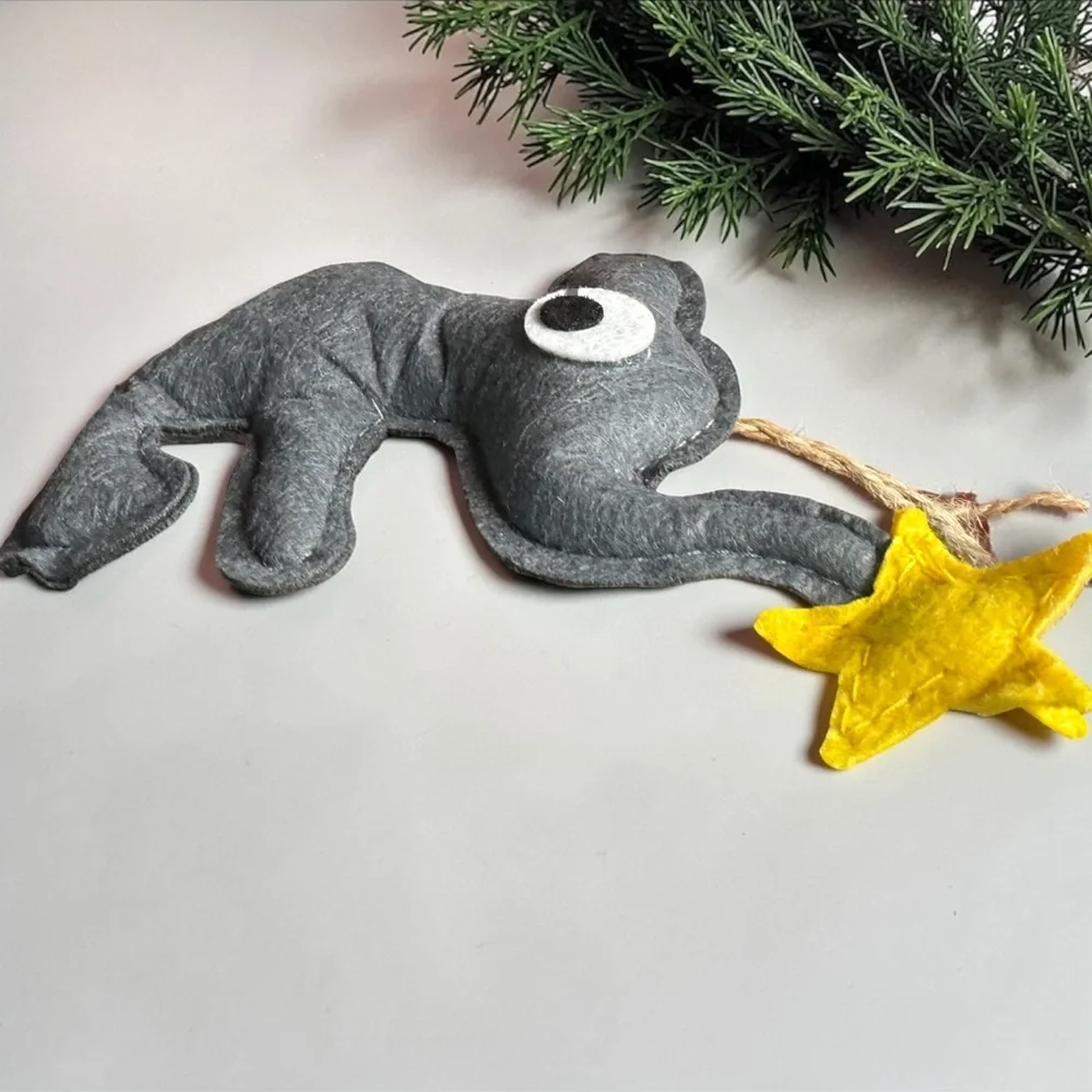 Elephant Friendship Ornaments Set of 2 Sister Gift Love Loyalty Story Card